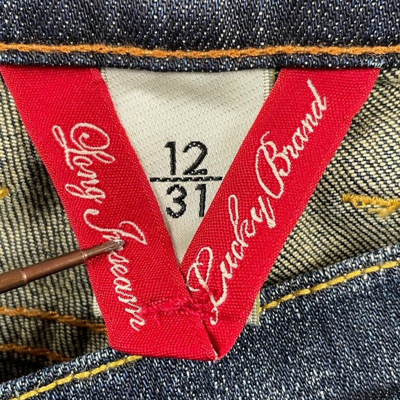 Lucky Brand Jeans Women 12/31 Blue Bootcut Long Inseam Dark Wash Denim Dungarees - Picture 3 of 11